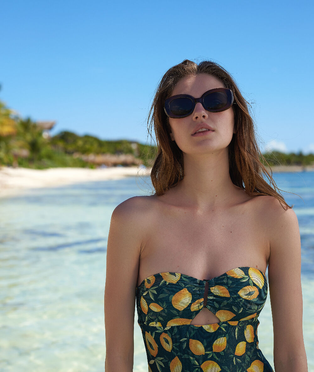Maillot de bain une pièce, dos ouvert vert.