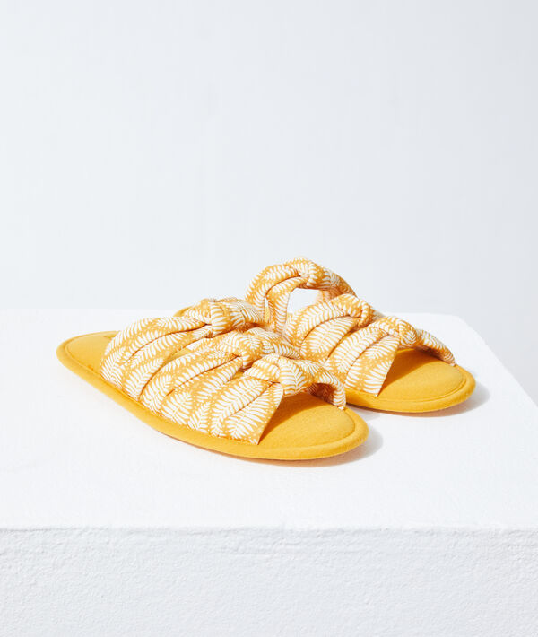 Chaussons sandales nouées Chaussons sandales nouées;${refinementColor}