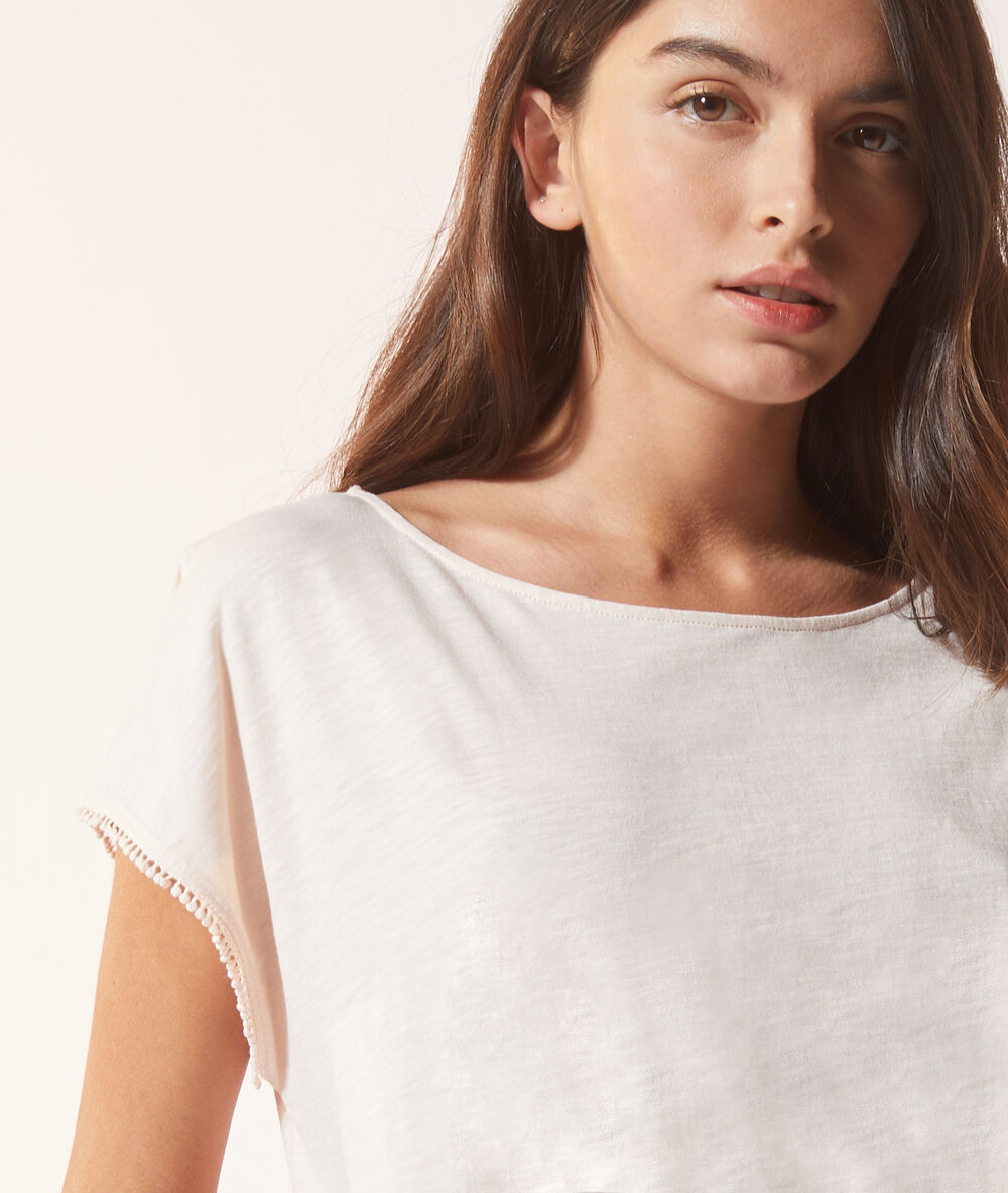 Top manches courtes rose.