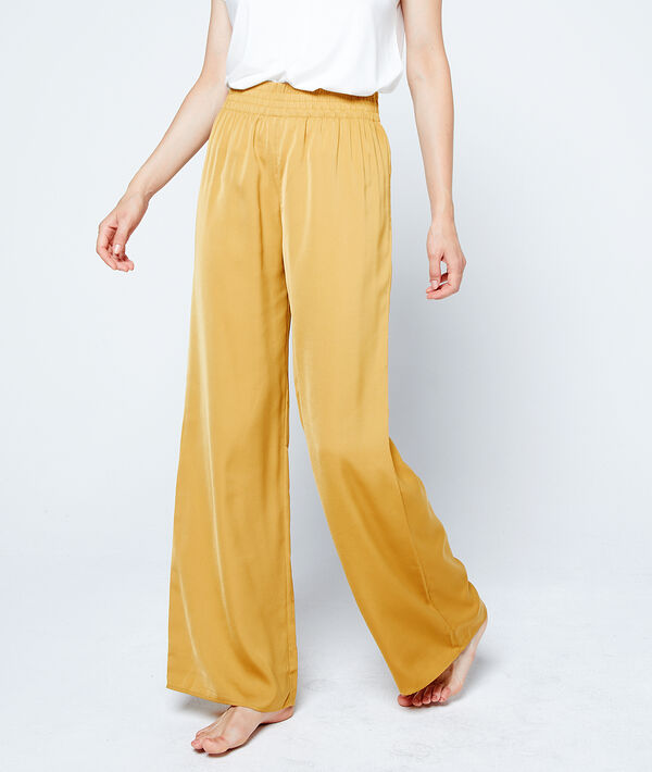 Pantalon large ocre.