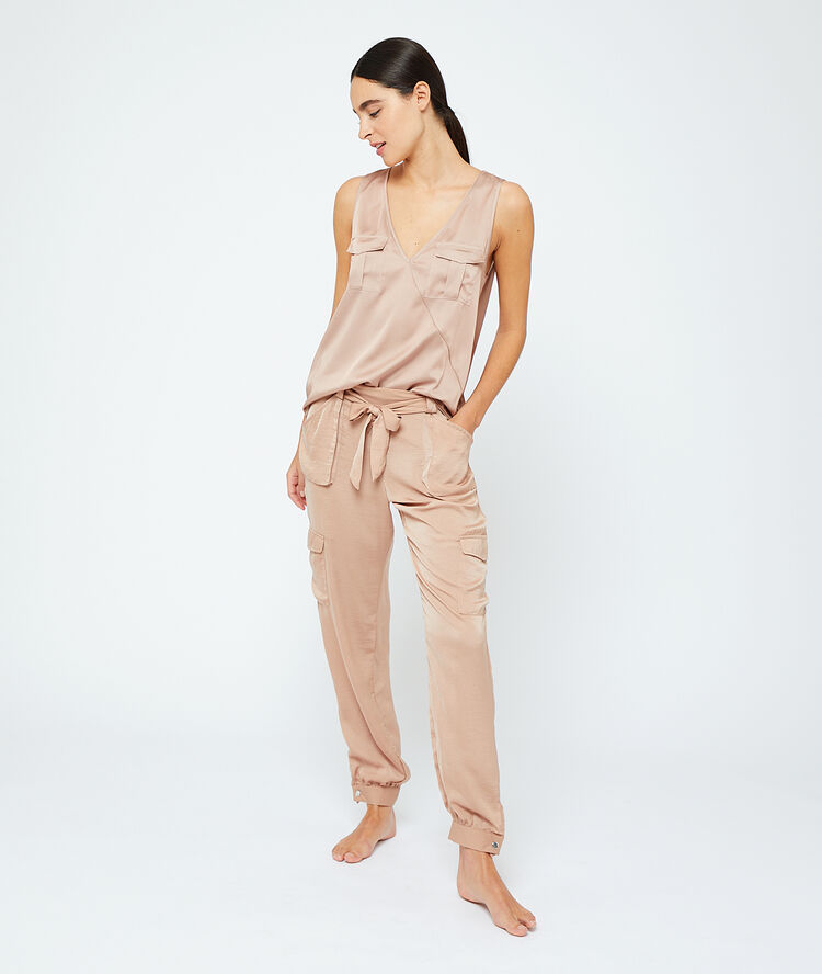 Top satiné dos dentelle léopard beige rose.