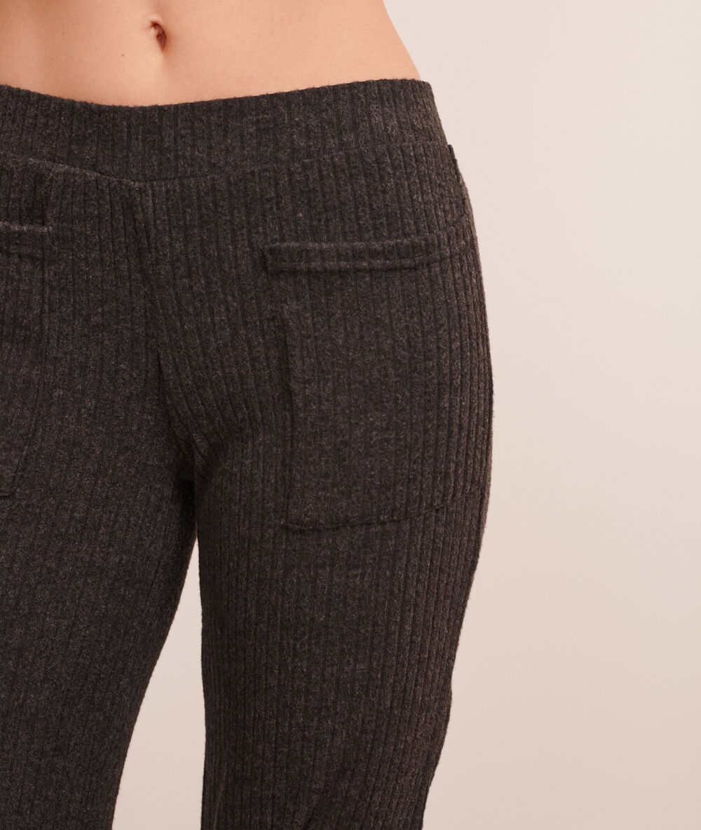 Pantalon côtelé loungewear anthracite.