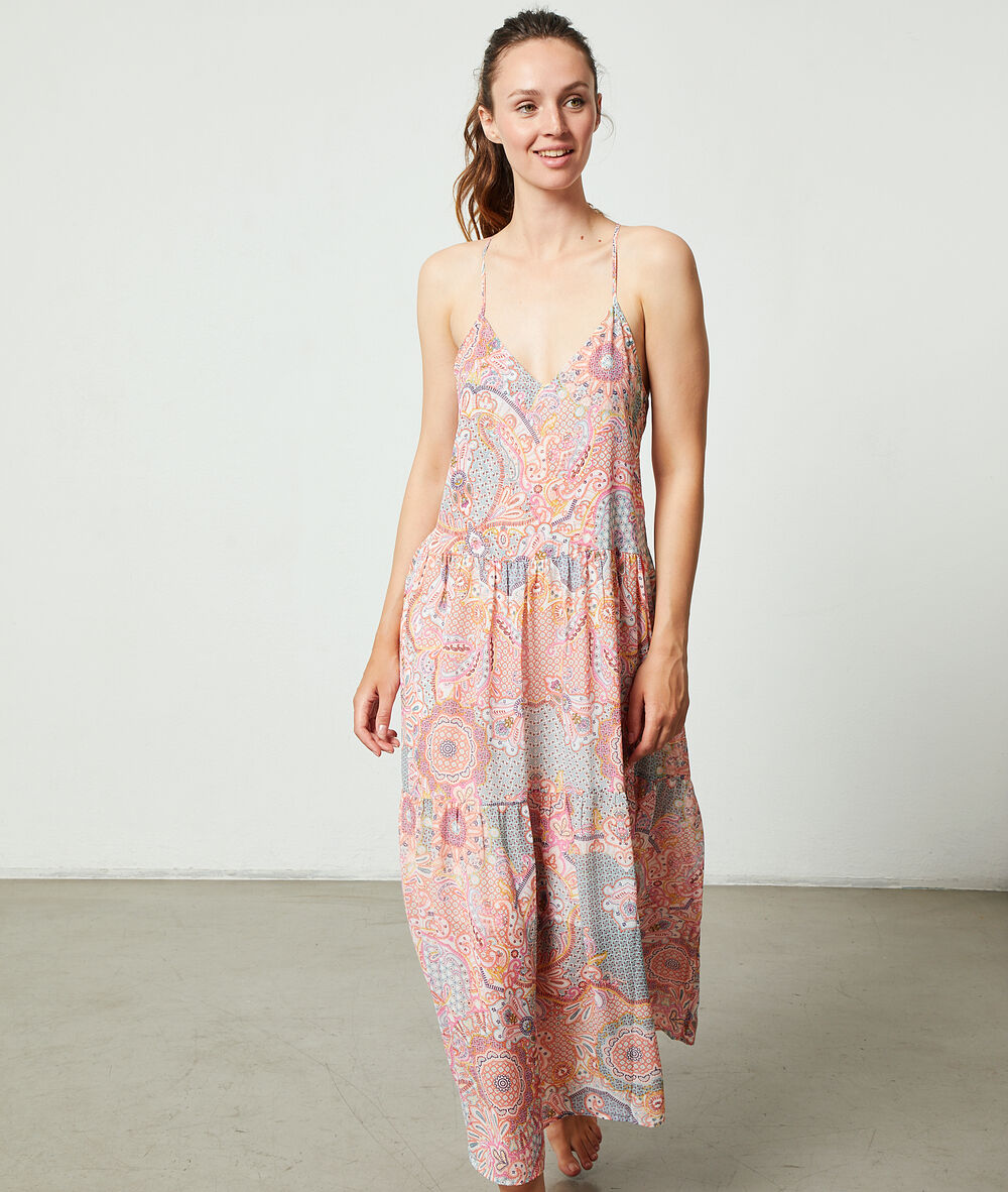 Robe longue multicolore.