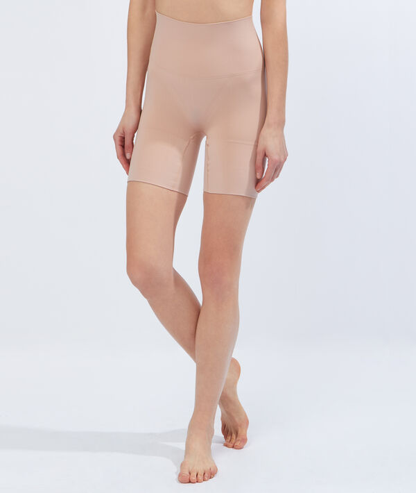 Shorty sculptant Shorty sculptant;${refinementColor}