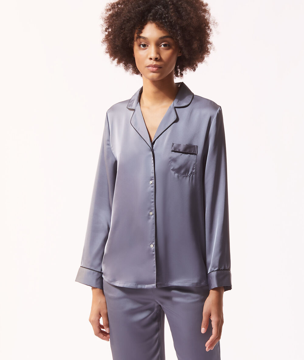 Chemise pyjama d'homme satinée bleu.