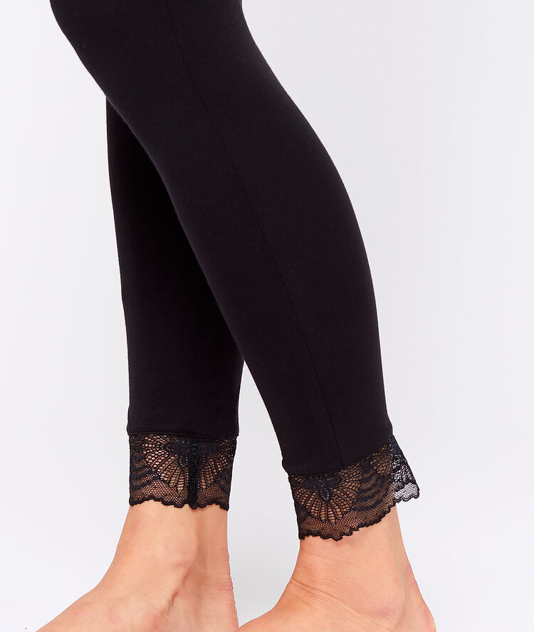 Leggings bas dentelle noir.
