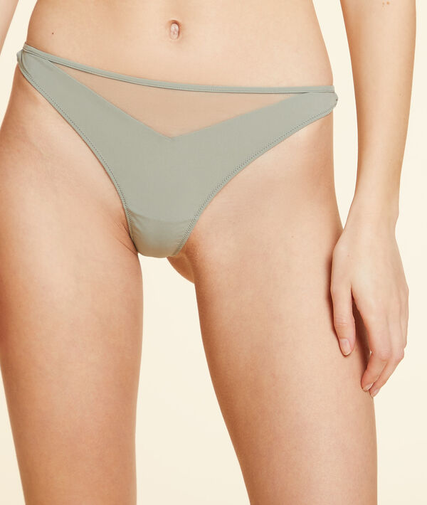 Tanga bi-matière détails en tulle Tanga bi-matière détails en tulle;${refinementColor}