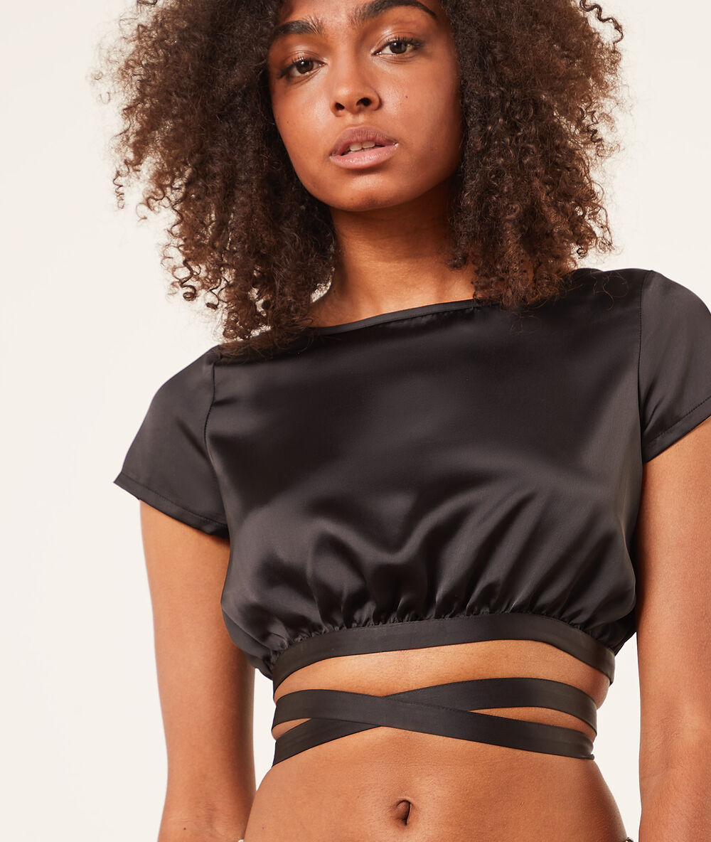 Crop top satiné multi-liens noir.