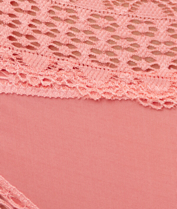 Culotte dentelle et microfibre rose.
