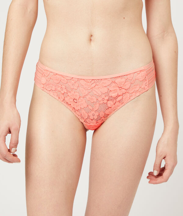 Hipster en dentelle Hipster en dentelle;${refinementColor}