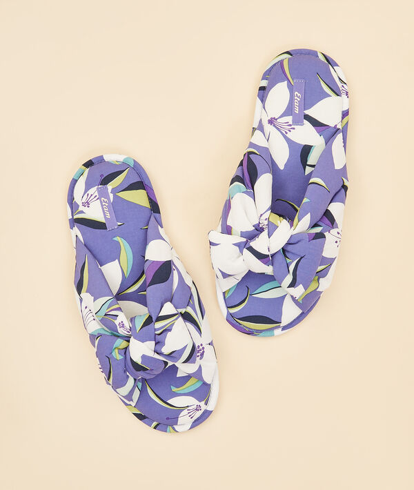 Chaussons tongs avec noeud Chaussons tongs avec noeud;${refinementColor}