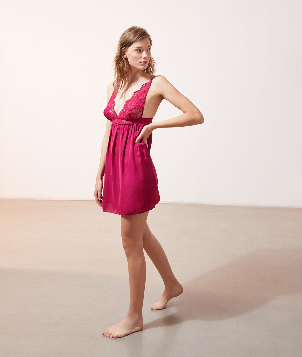 Nuisette haut dentelle fushia.