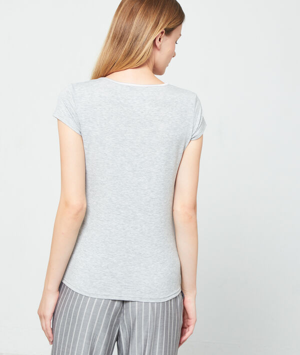 T-shirt décolleté V satiné T-shirt décolleté V satiné