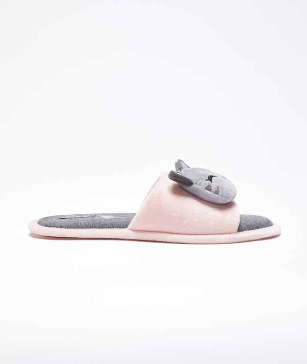 Tongs chat rose.