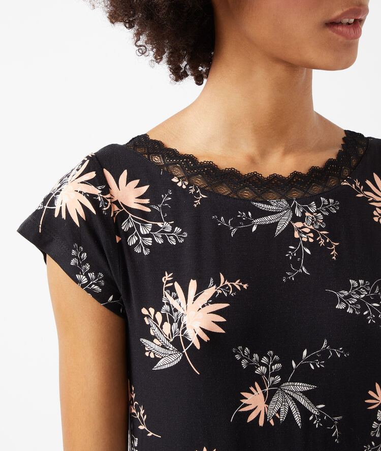 Chemise de nuit imprimée, détails dentelle noir.
