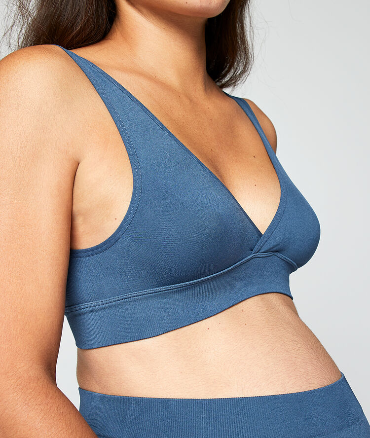 Brassière cache-cœur bleu.