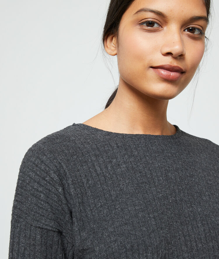 Pull homewear fin gris.