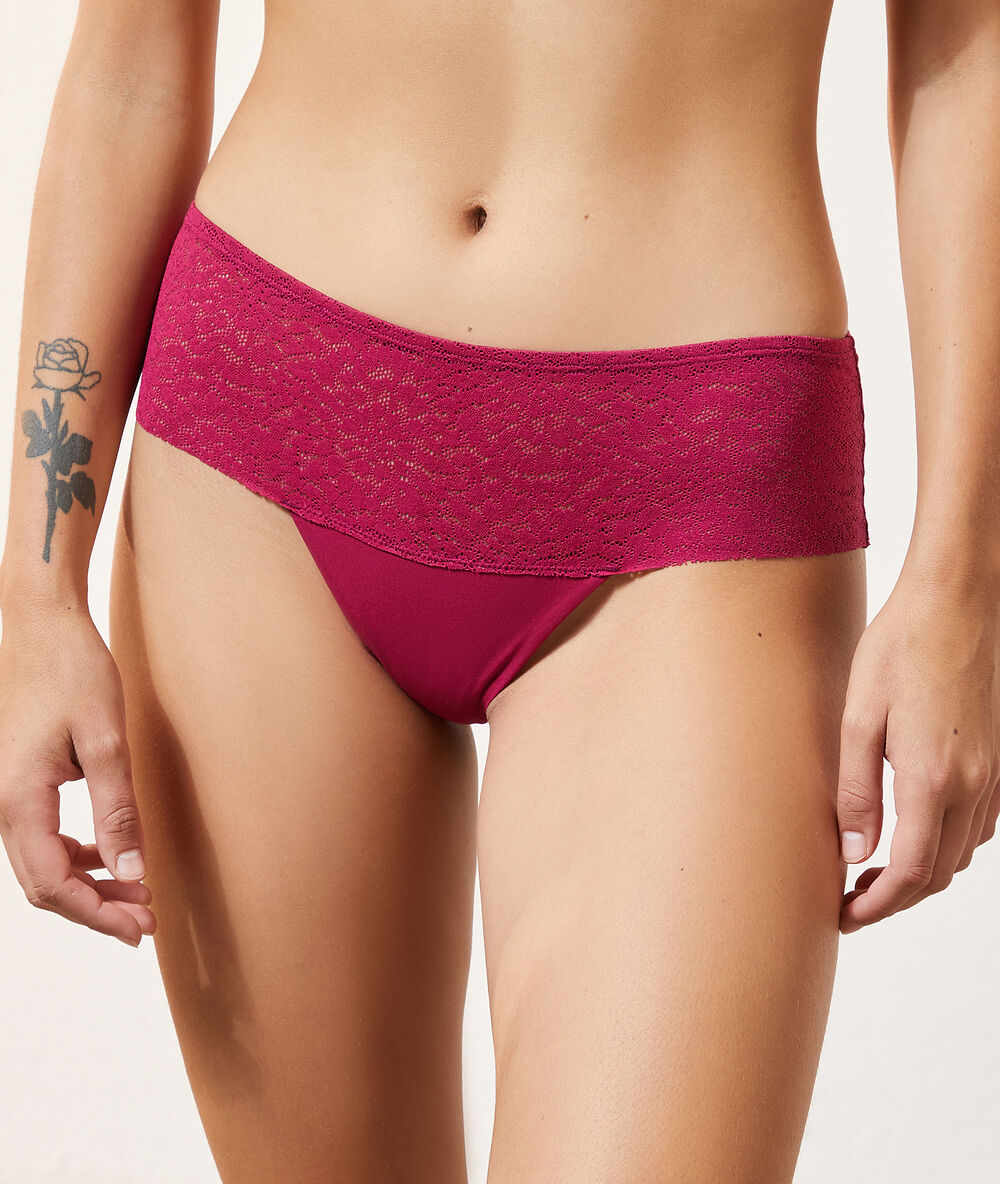 Tanga bandeau en dentelle fushia.