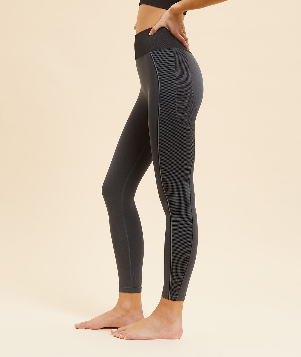 Legging de yoga long noir.