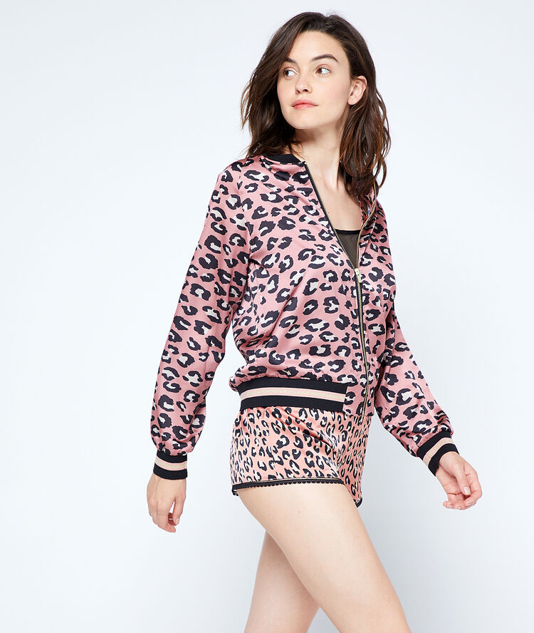 Veste imprimé léopard rose.