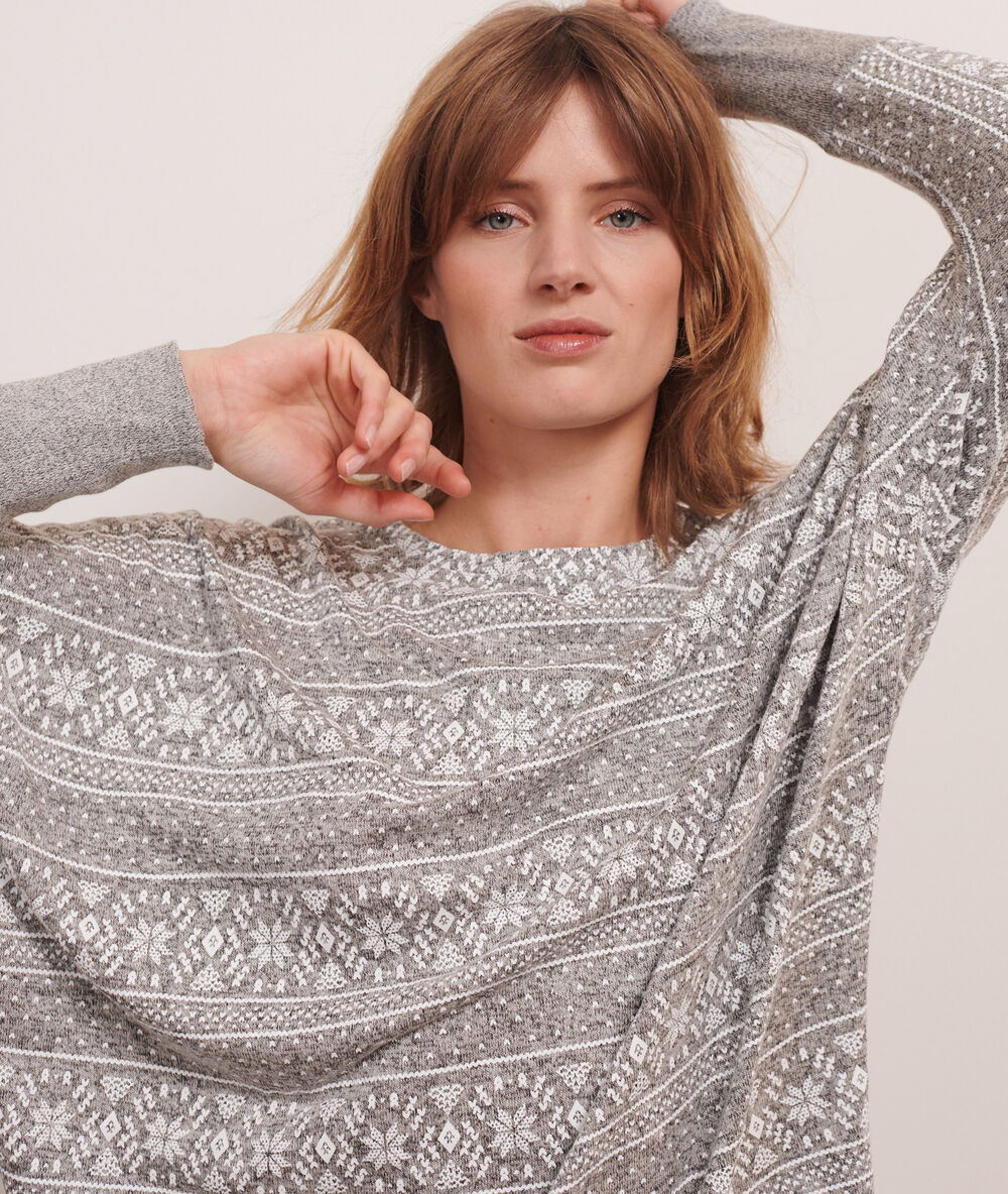 Chemise de nuit imprimé jacquard gris.