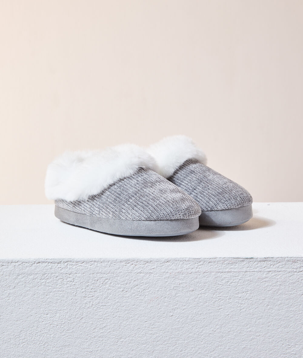 Chaussons mules effet fourrure anthracite.