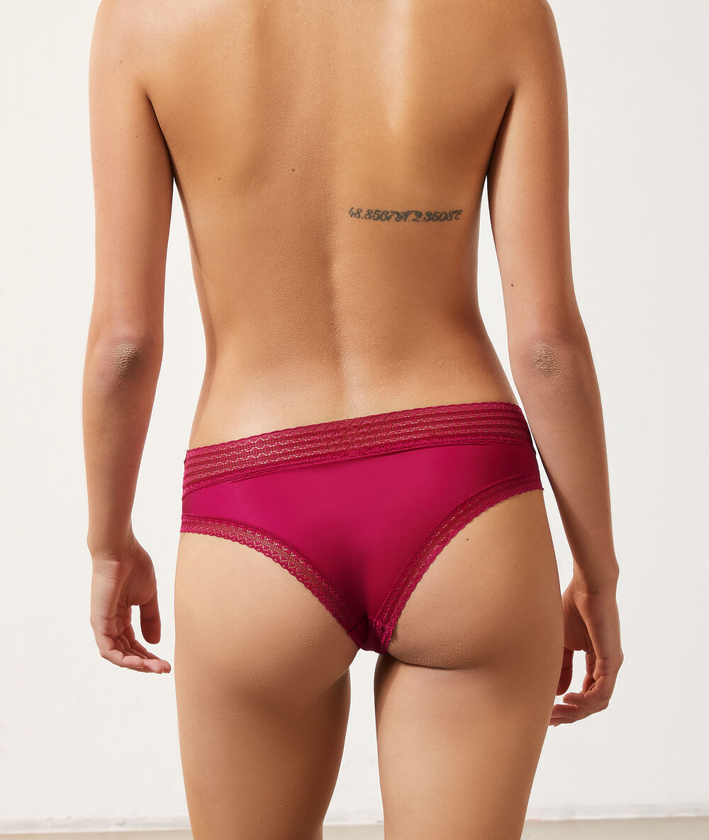 Hipster en microfibre bords dentelle fushia.
