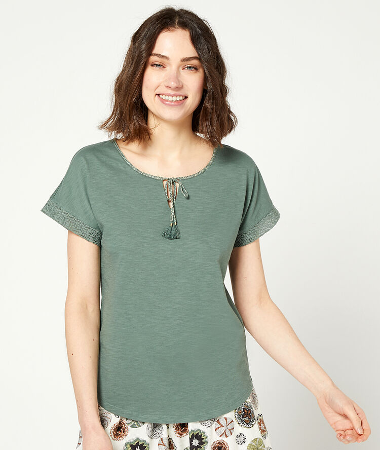 T-shirt col à lacets kaki.