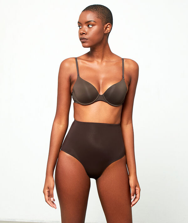 Culotte taille haute - niveau 3 : silhouette remodel&eacute;e chocolat.