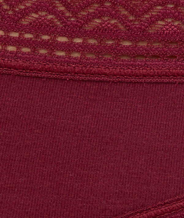 Shorty 90% modal, bords dentelle prune.