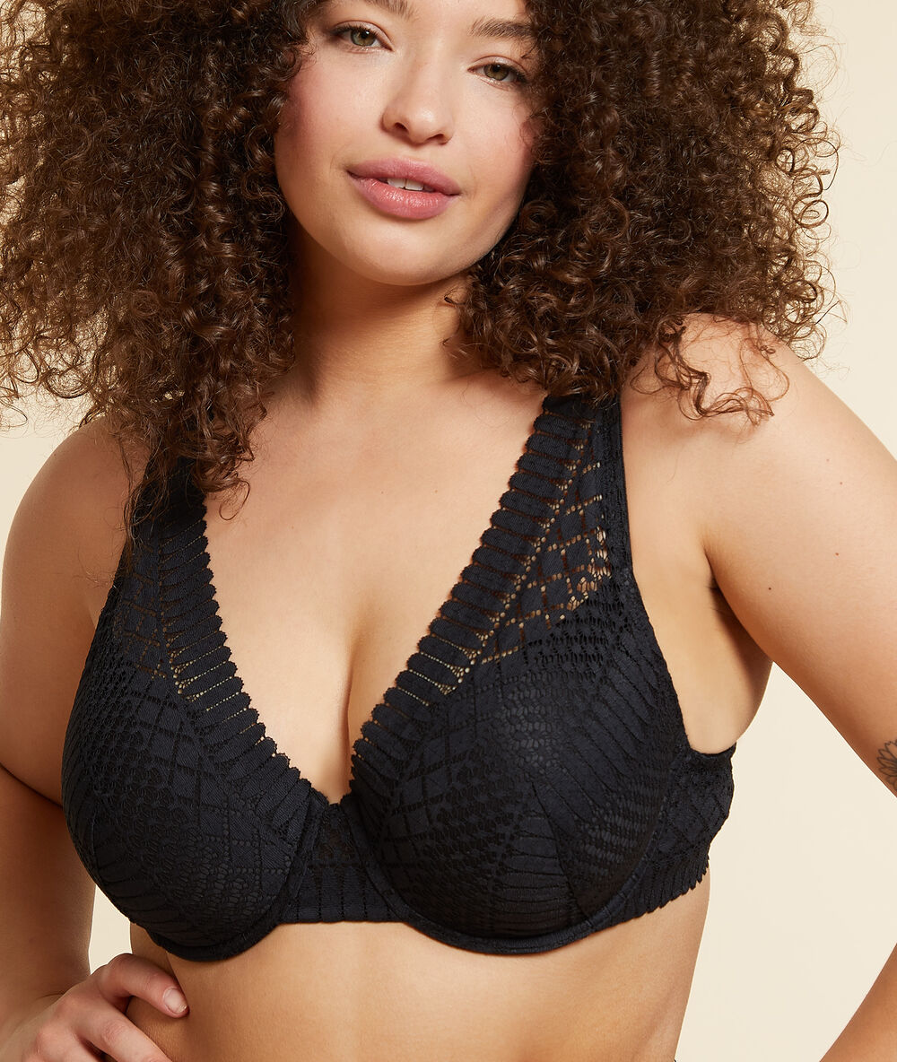 Soutien-gorge n°6 - triangle coques fines noir.