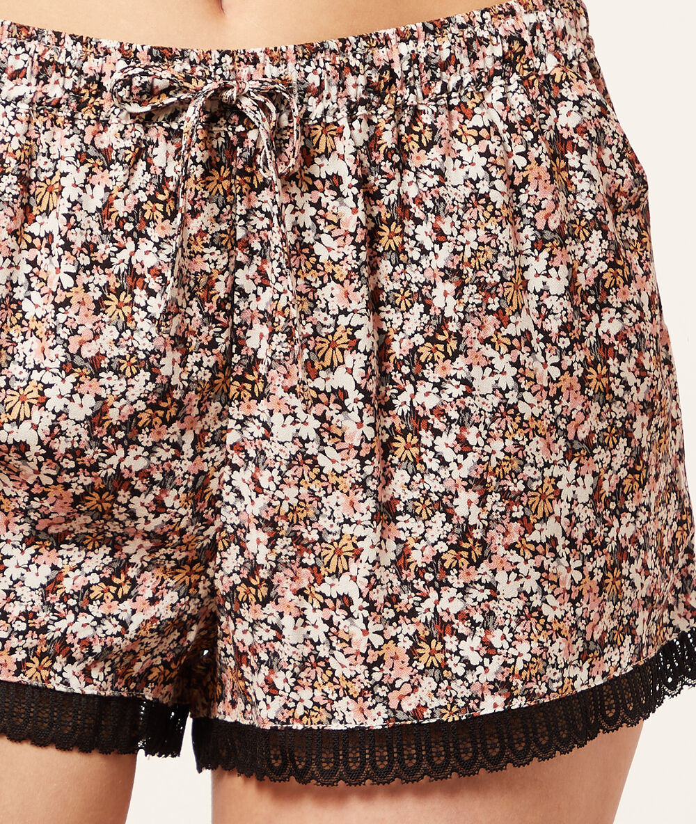 Short de pyjama imprimé multicolore.