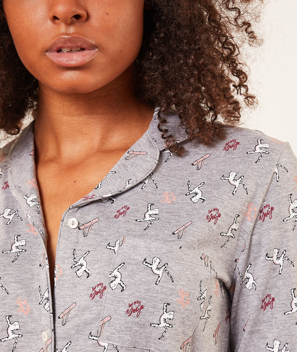 Chemise de nuit manches longues gris.
