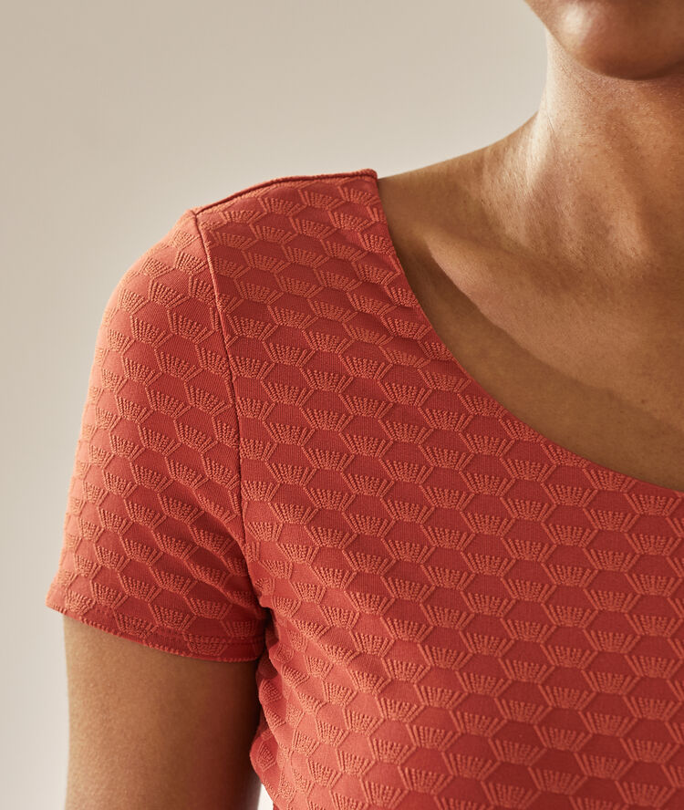 Maillot de bain une pièce, ceinturé avec boucle brique roux.