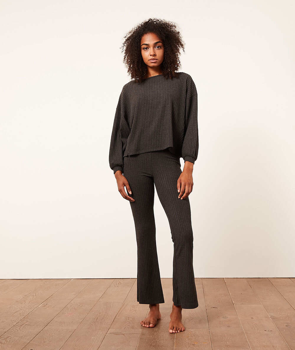 Pantalon évasé côtelé anthracite.