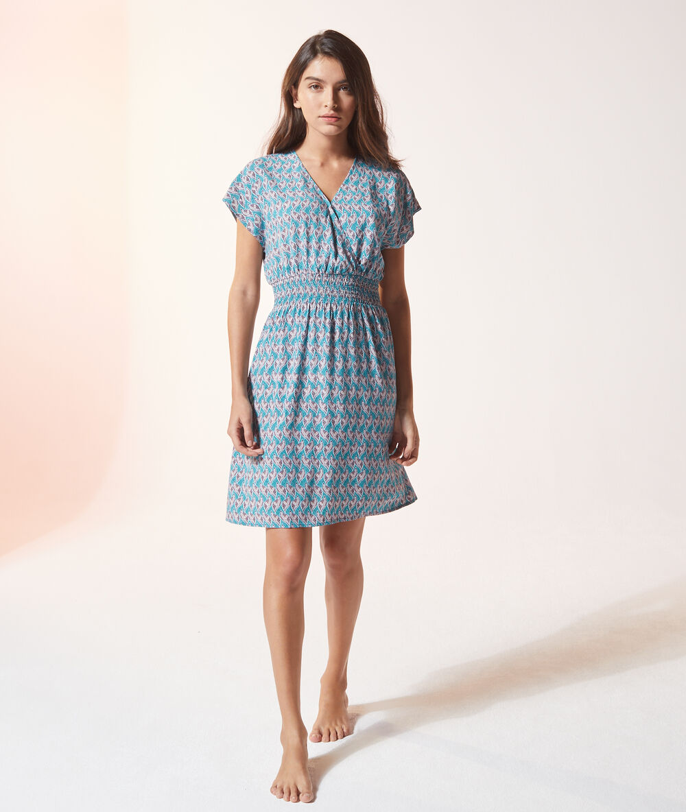 Chemise de nuit imprimée vert.