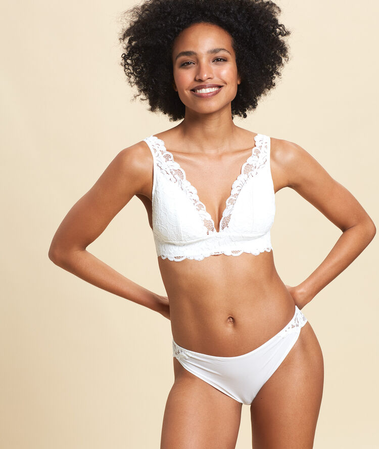 Soutien-gorge n°8 - triangle sans armatures, pads amovibles ecru.