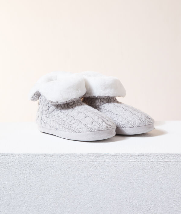Chaussons bottines fausse fourrure Chaussons bottines fausse fourrure;${refinementColor}