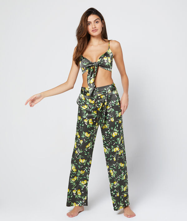 Pantalon large ceinturé en satin imprimé gris fonce.