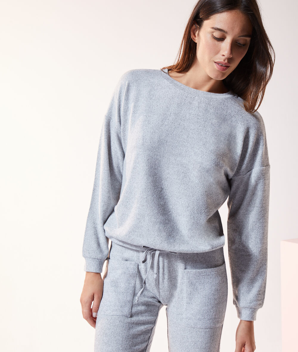 Top manches longues gris.