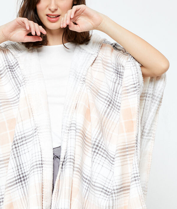 Poncho à carreaux ecru.