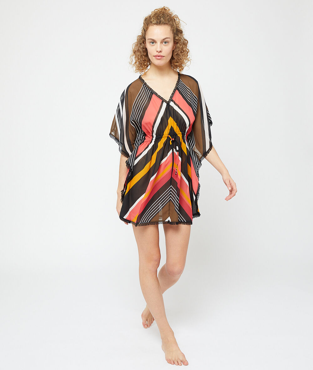 Nuisette graphique forme poncho multicouleurs.