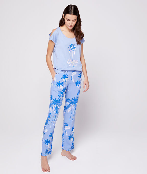 Pantalon imprimé bleu.