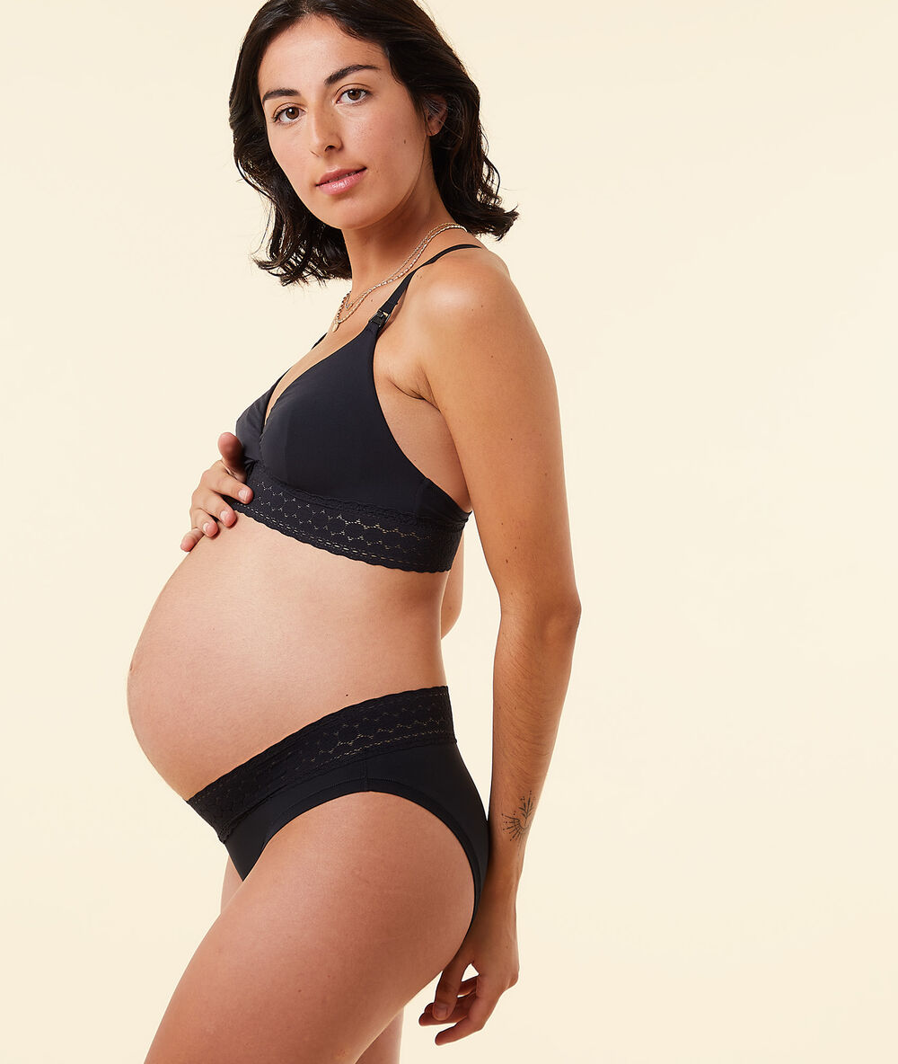 Culotte en microfibre extensible noir.