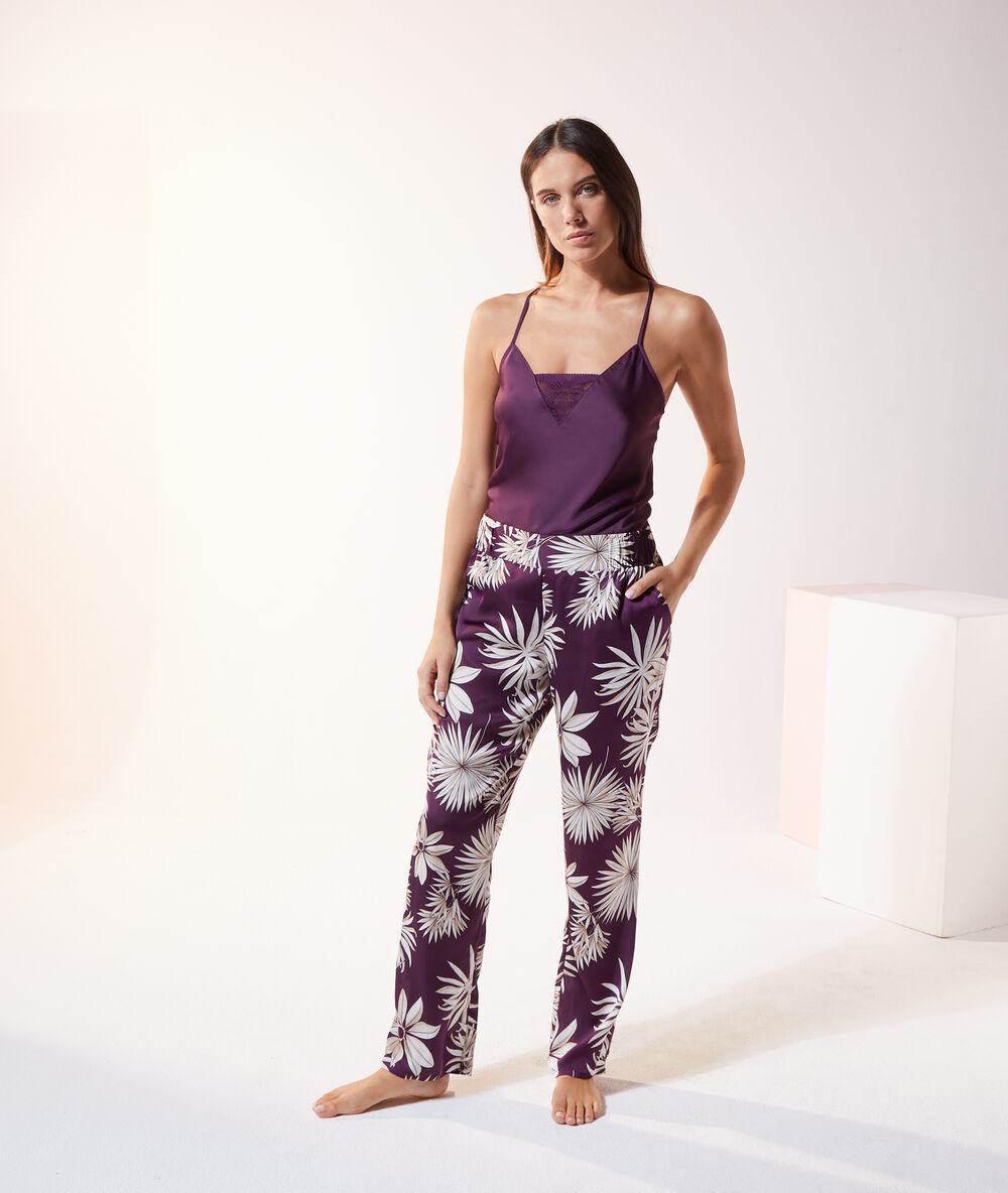 Pantalon satiné imprimé violet.