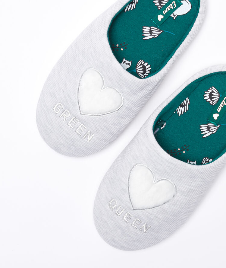 Chaussons "green queen" coeur fausse fourrure gris.