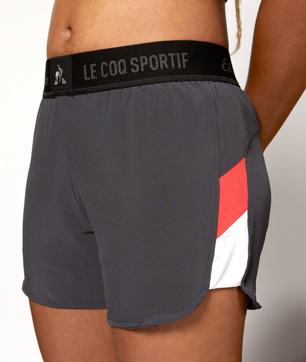 Short de training anthracite.