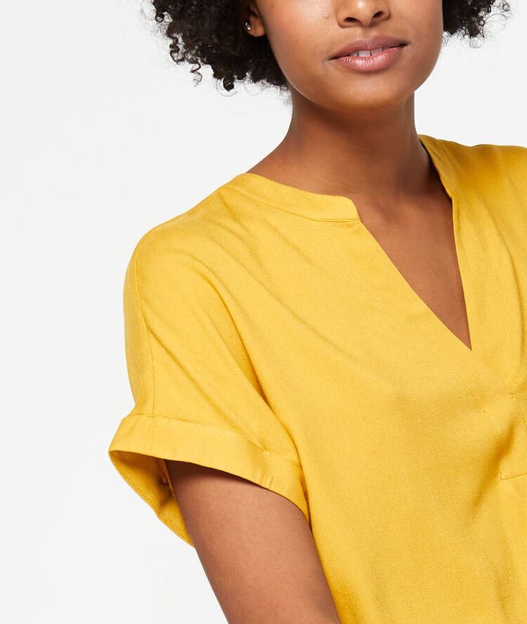 Blouse col tunisien curry.