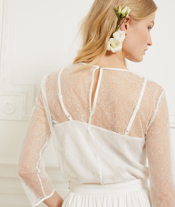 Top en tulle brodé de fleurs Top en tulle brodé de fleurs