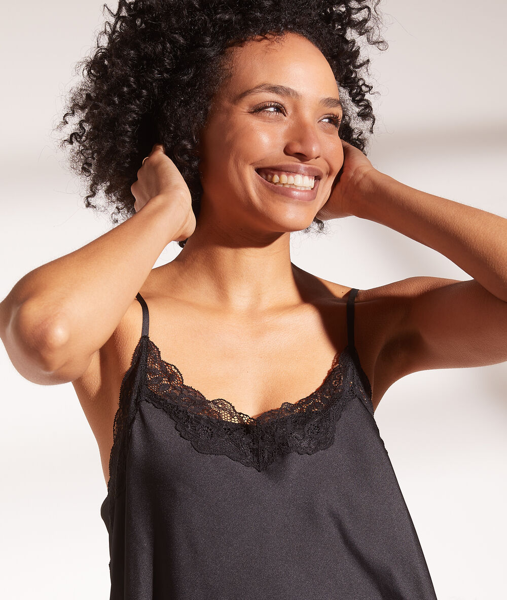 Robe satinée 2 en 1 - brassière intégrée noir.